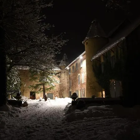Chateau De Passieres 2*