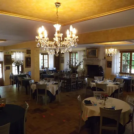 호텔 Chateau De Passieres Chichilianne